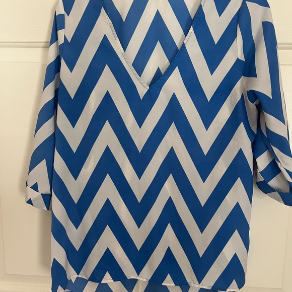 Everly Tops - Boutique Chevron V-Neck Blue and White Women's Top
